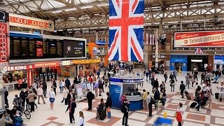 A Walk Through The London Victoria Station London England [upl. by Dupin]